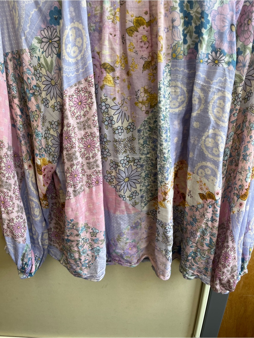 Floral Patchwork Long-Sleeve Women's Blouse in Pastel Pink & Lavender - Picture 10 of 14
